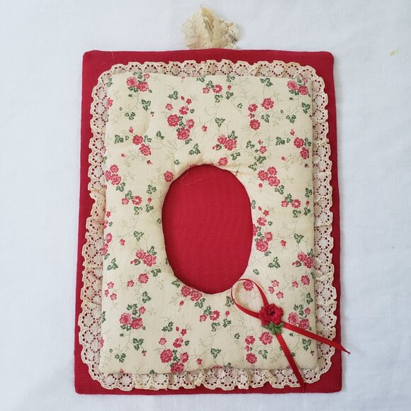Vintage red and white Lace floral picture frame Cottagecore retro kitsch - Picture 9 of 9